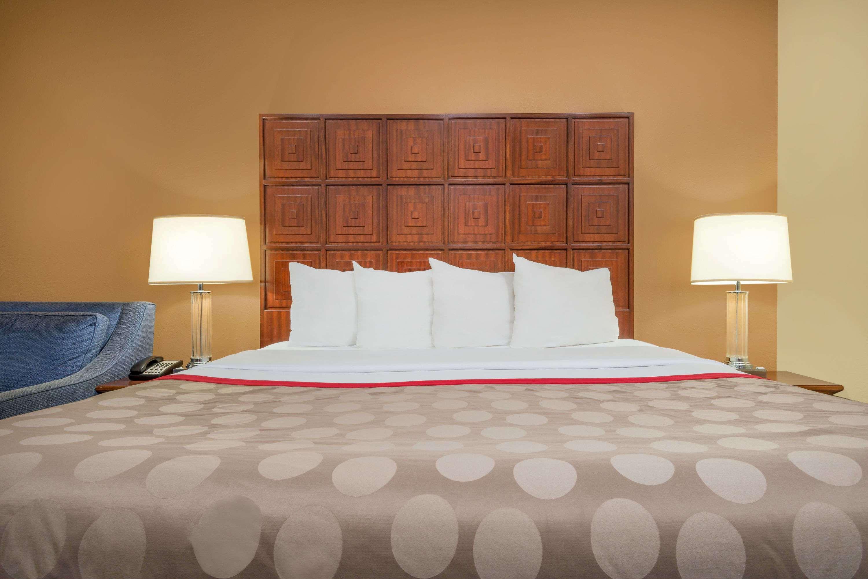 Hotel Ramada By Wyndham Columbus North à Westerville Extérieur photo