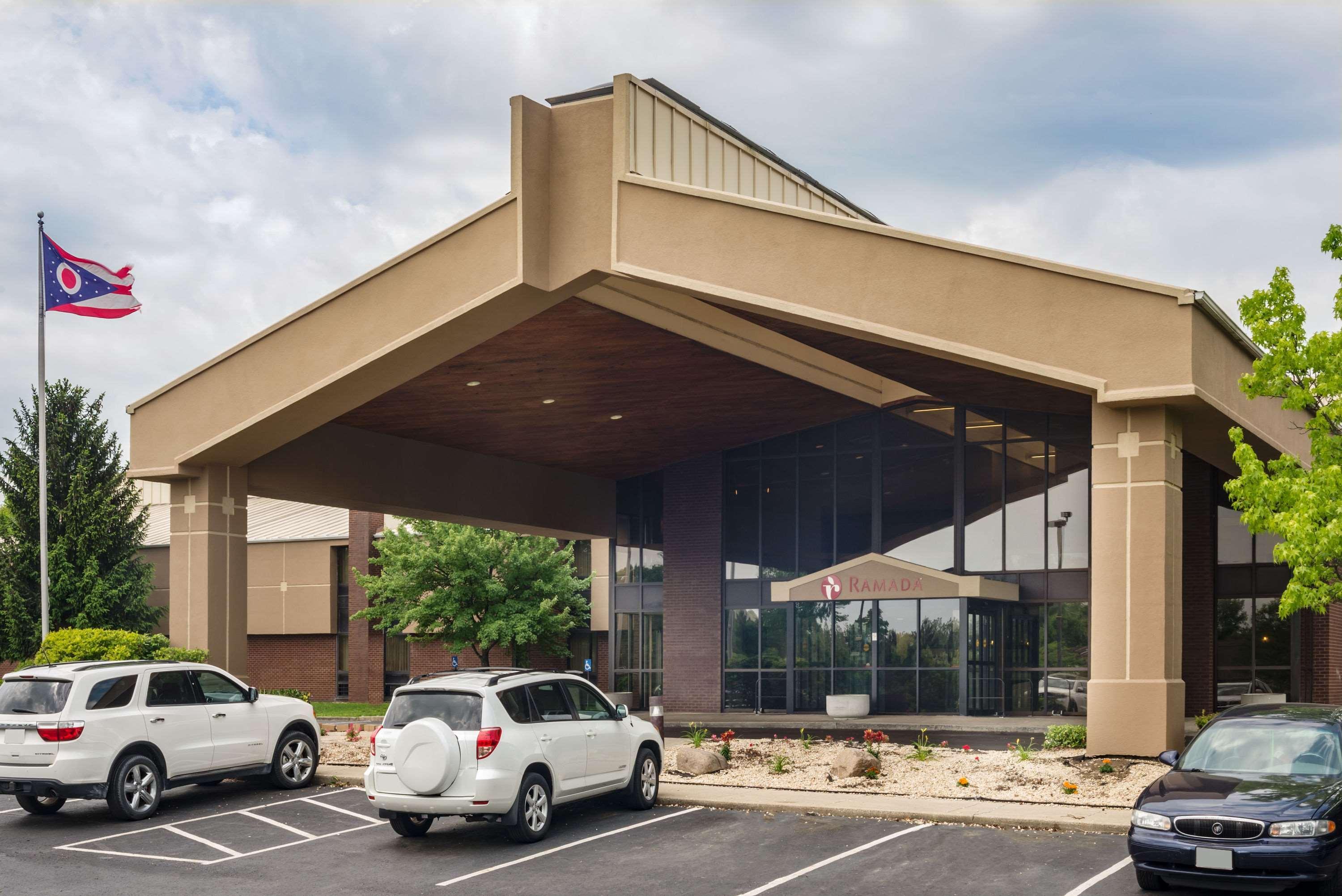 Hotel Ramada By Wyndham Columbus North à Westerville Extérieur photo